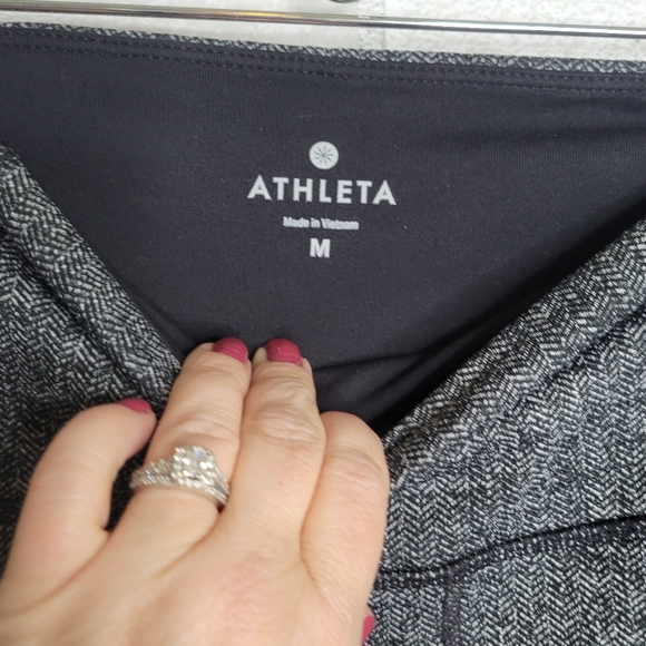 Athleta Black Heathered Gray Active Leggings - Picture 4 of 6